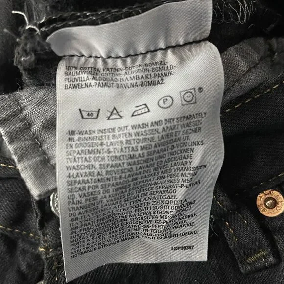 Urban Renewal Levi’s Large Jean Shorts Recycled Button-Fly High-Rise Frayed Hems - Picture 8 of 9